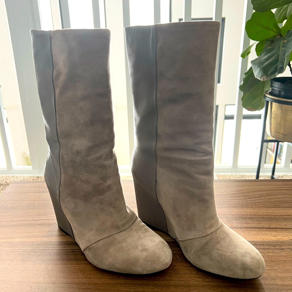 Like New! Enzo Angiolini color block suede & leather mid-calf wedge boots. Sz8
